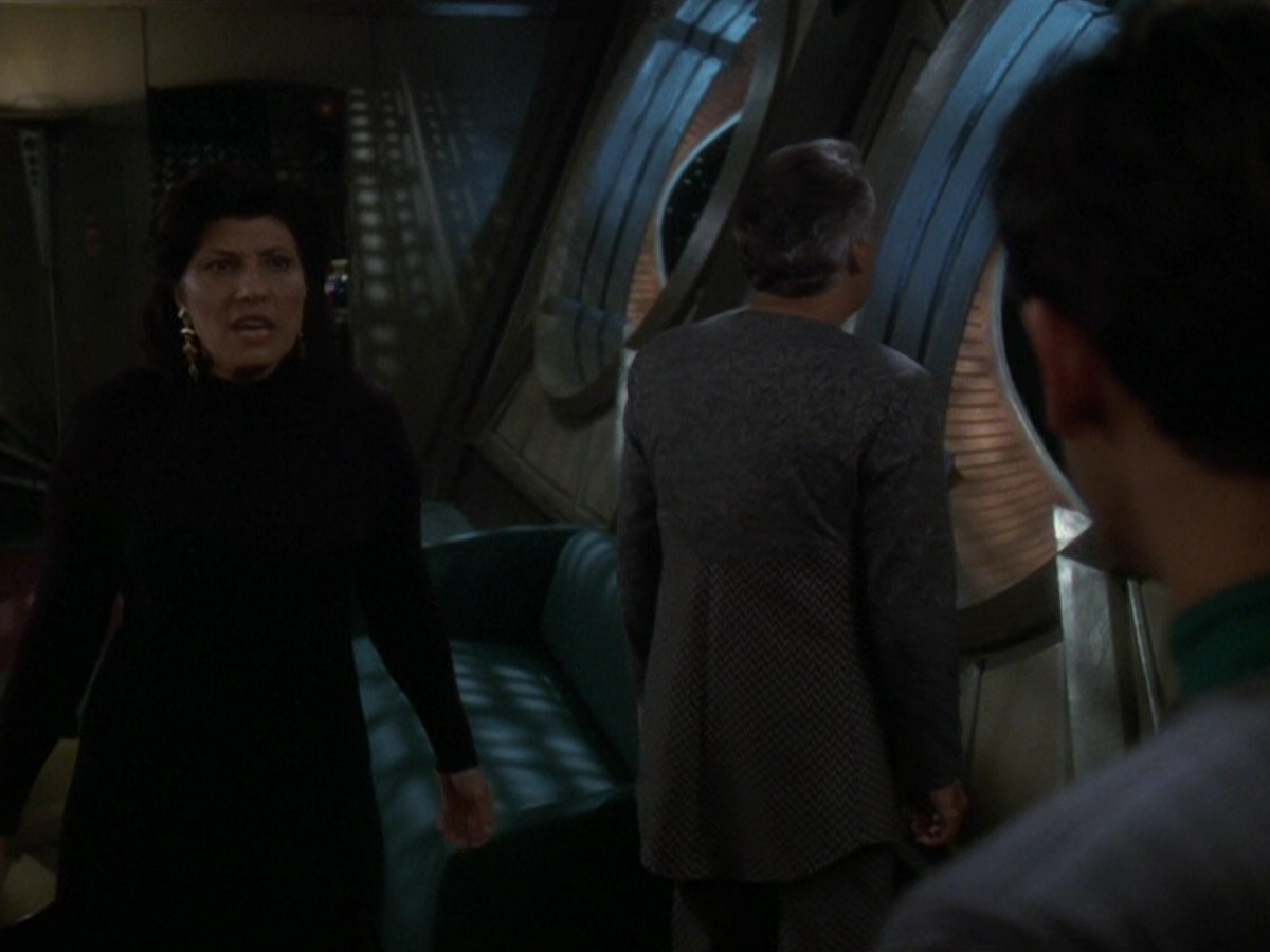 extant_StarTrek_DS9_5x16-DoctorBashirIPresume_03080.jpg