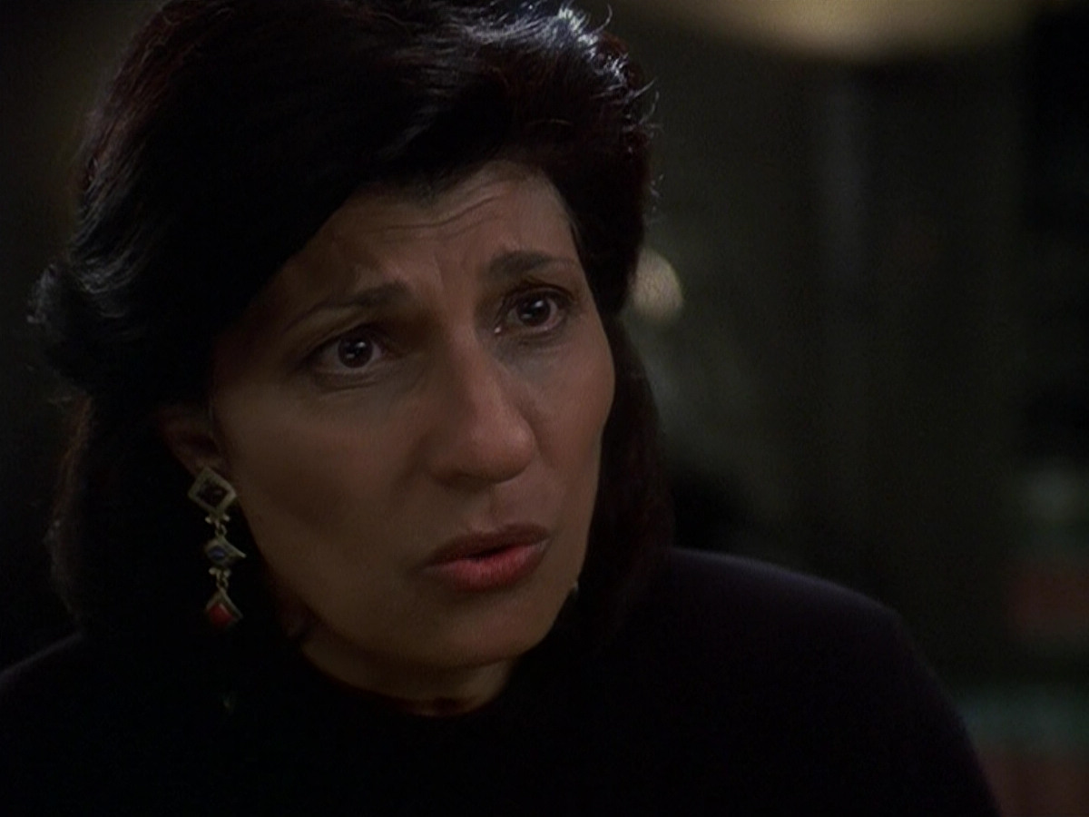 extant_StarTrek_DS9_5x16-DoctorBashirIPresume_03119.jpg