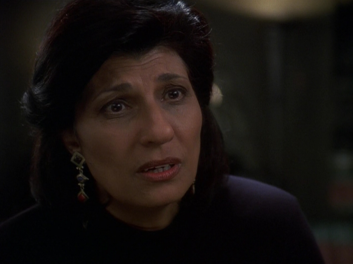 extant_StarTrek_DS9_5x16-DoctorBashirIPresume_03120.jpg