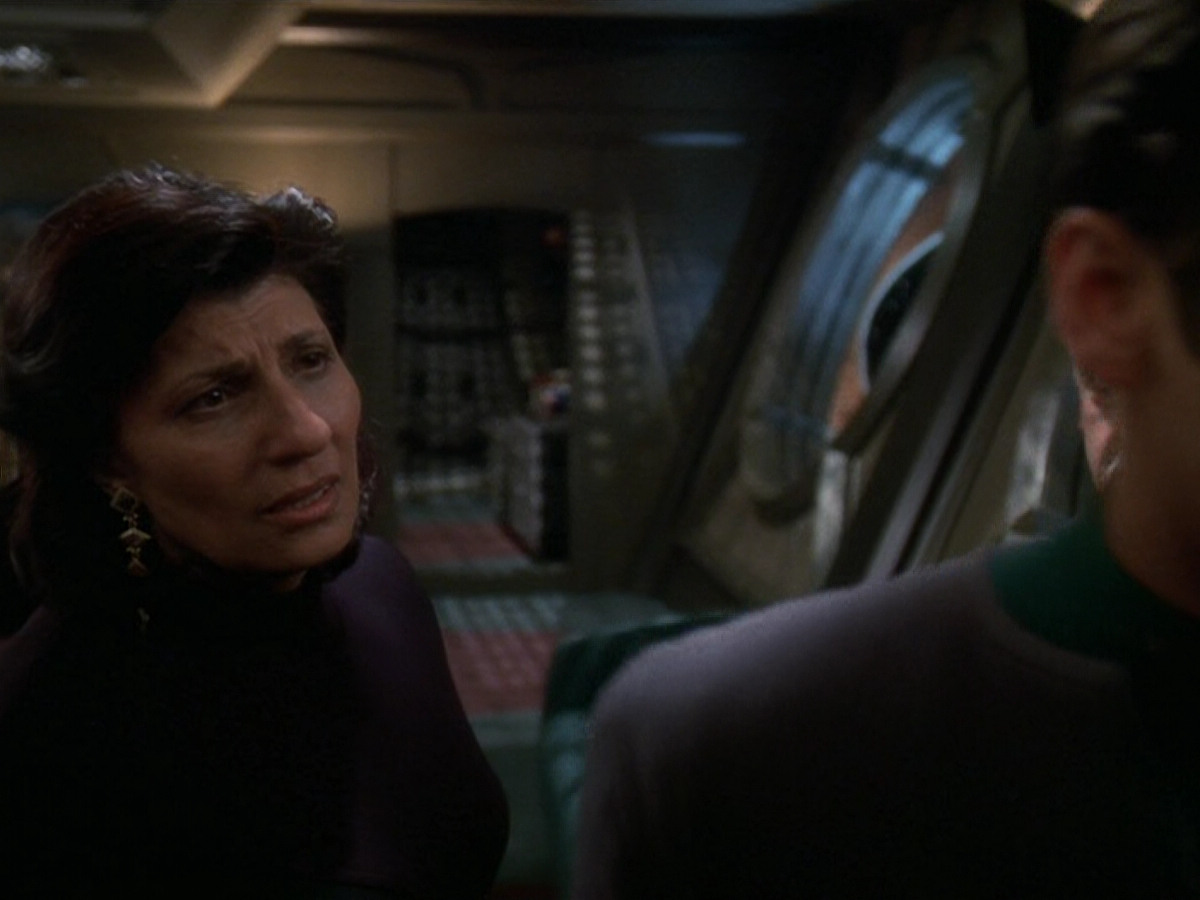 extant_StarTrek_DS9_5x16-DoctorBashirIPresume_03216.jpg