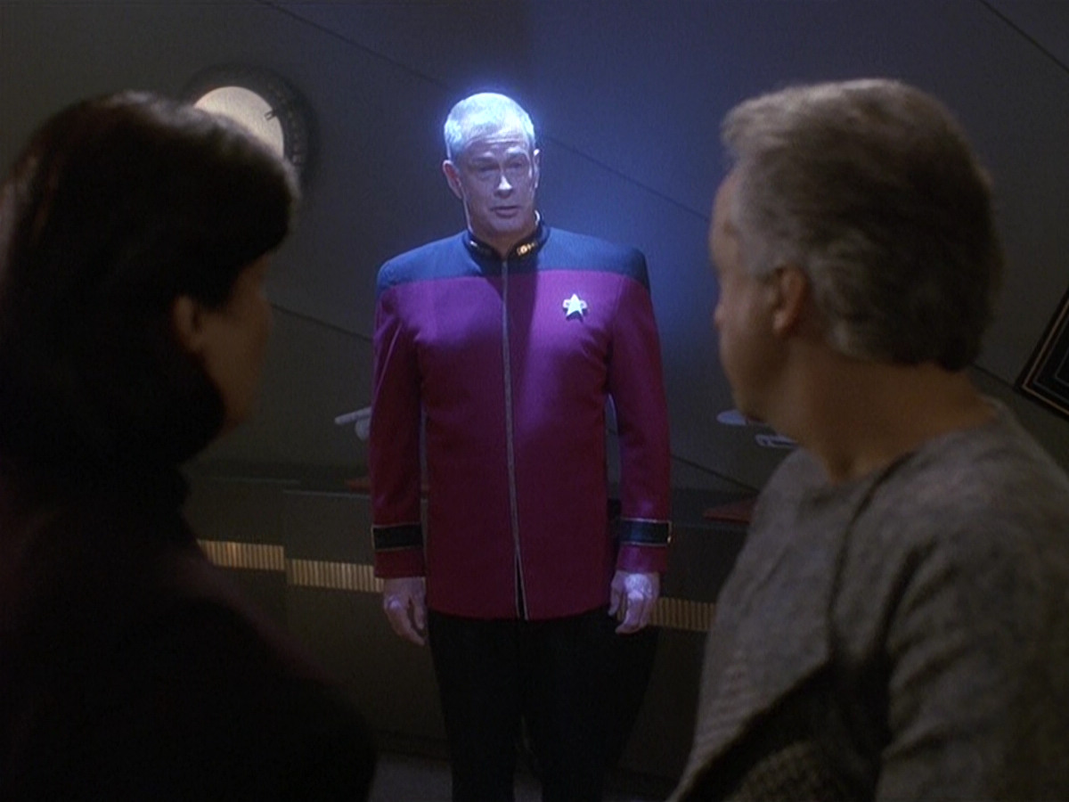 extant_StarTrek_DS9_5x16-DoctorBashirIPresume_03281.jpg