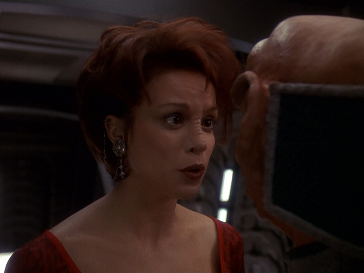 extant_StarTrek_DS9_5x16-DoctorBashirIPresume_03554.jpg