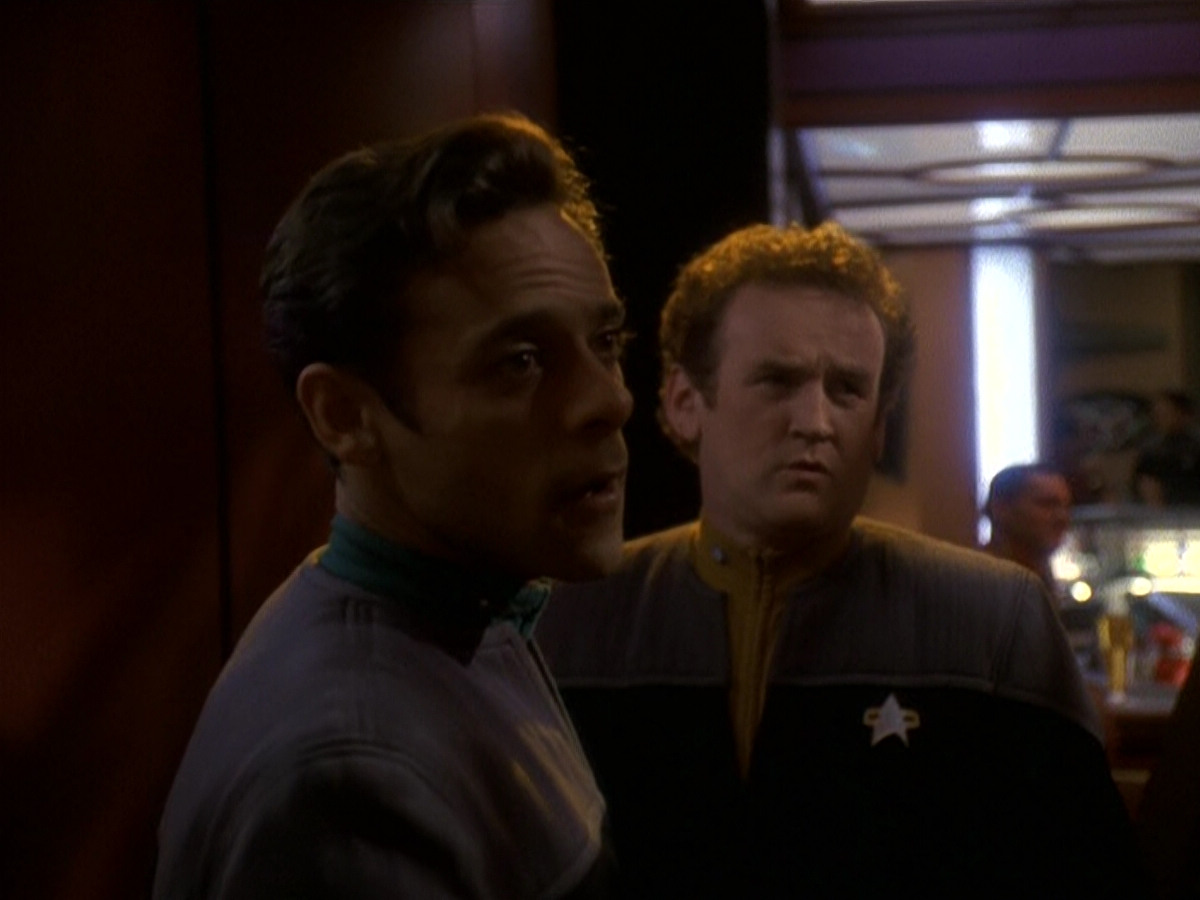 extant_StarTrek_DS9_5x16-DoctorBashirIPresume_03642.jpg