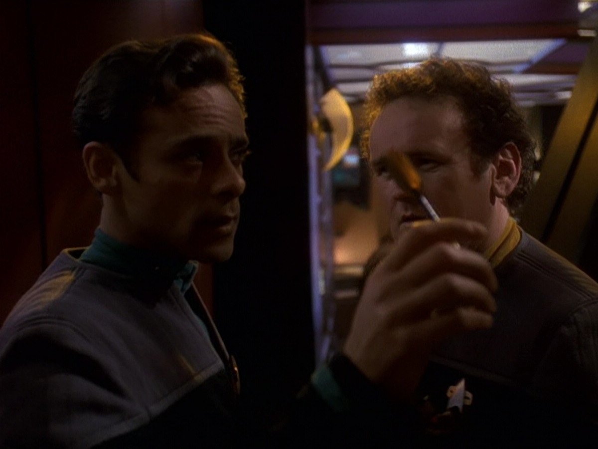 extant_StarTrek_DS9_5x16-DoctorBashirIPresume_03678.jpg