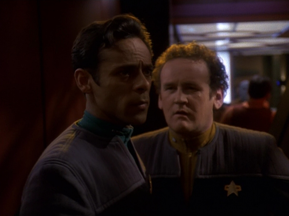 extant_StarTrek_DS9_5x16-DoctorBashirIPresume_03682.jpg