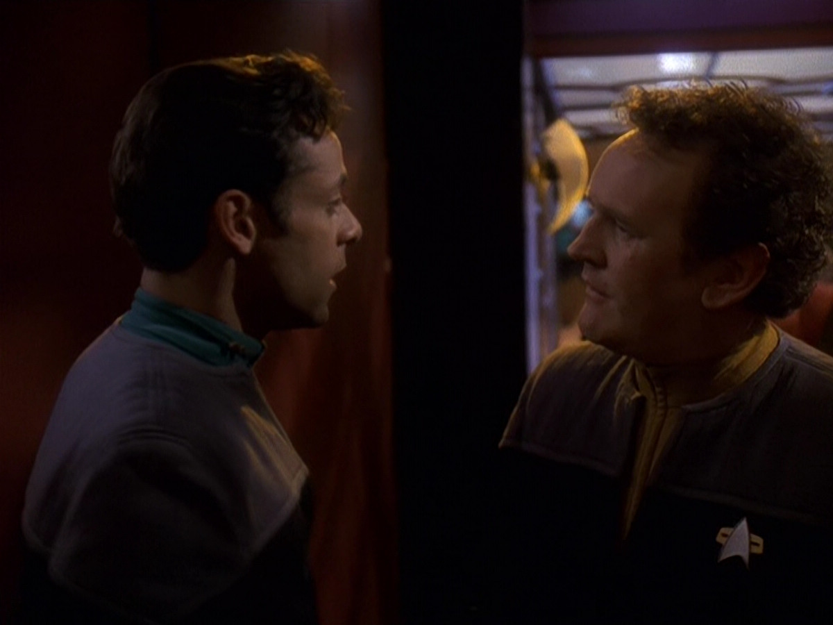 extant_StarTrek_DS9_5x16-DoctorBashirIPresume_03707.jpg