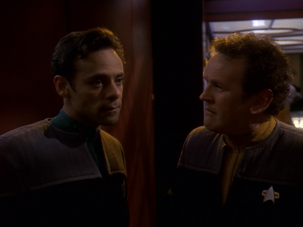 extant_StarTrek_DS9_5x16-DoctorBashirIPresume_03716.jpg