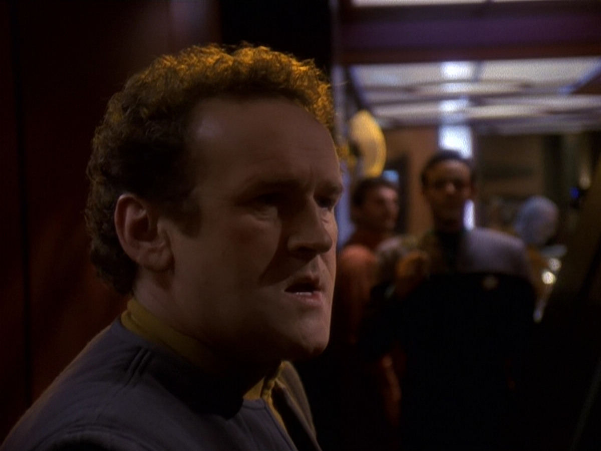 extant_StarTrek_DS9_5x16-DoctorBashirIPresume_03762.jpg