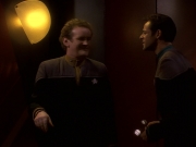 extant_StarTrek_DS9_5x16-DoctorBashirIPresume_00182.jpg