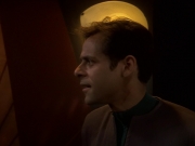 extant_StarTrek_DS9_5x16-DoctorBashirIPresume_00189.jpg