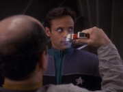 extant_StarTrek_DS9_5x16-DoctorBashirIPresume_00684.jpg