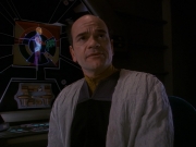 extant_StarTrek_DS9_5x16-DoctorBashirIPresume_00885.jpg