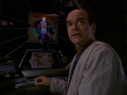 extant_StarTrek_DS9_5x16-DoctorBashirIPresume_00916.jpg