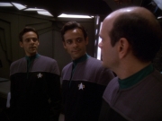 extant_StarTrek_DS9_5x16-DoctorBashirIPresume_00940.jpg