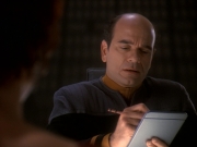 extant_StarTrek_DS9_5x16-DoctorBashirIPresume_01099.jpg