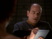 extant_StarTrek_DS9_5x16-DoctorBashirIPresume_01100.jpg