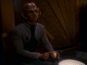 extant_StarTrek_DS9_5x16-DoctorBashirIPresume_01134.jpg