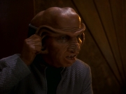 extant_StarTrek_DS9_5x16-DoctorBashirIPresume_01169.jpg