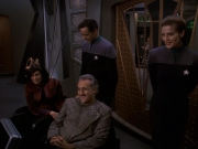 extant_StarTrek_DS9_5x16-DoctorBashirIPresume_01406.jpg