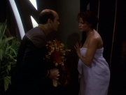 extant_StarTrek_DS9_5x16-DoctorBashirIPresume_01641.jpg