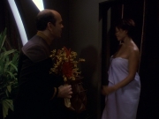 extant_StarTrek_DS9_5x16-DoctorBashirIPresume_01648.jpg