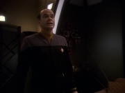 extant_StarTrek_DS9_5x16-DoctorBashirIPresume_01713.jpg