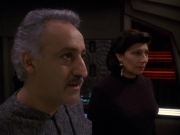 extant_StarTrek_DS9_5x16-DoctorBashirIPresume_02188.jpg