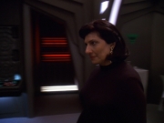 extant_StarTrek_DS9_5x16-DoctorBashirIPresume_02255.jpg