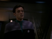 extant_StarTrek_DS9_5x16-DoctorBashirIPresume_02378.jpg
