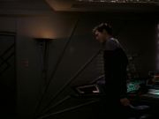 extant_StarTrek_DS9_5x16-DoctorBashirIPresume_02578.jpg