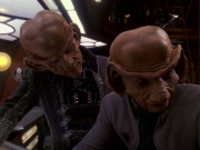 extant_StarTrek_DS9_5x16-DoctorBashirIPresume_02805.jpg