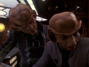 extant_StarTrek_DS9_5x16-DoctorBashirIPresume_02806.jpg