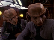 extant_StarTrek_DS9_5x16-DoctorBashirIPresume_02834.jpg