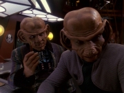 extant_StarTrek_DS9_5x16-DoctorBashirIPresume_02838.jpg