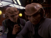 extant_StarTrek_DS9_5x16-DoctorBashirIPresume_02846.jpg