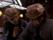 extant_StarTrek_DS9_5x16-DoctorBashirIPresume_02850.jpg