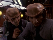 extant_StarTrek_DS9_5x16-DoctorBashirIPresume_02852.jpg
