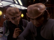 extant_StarTrek_DS9_5x16-DoctorBashirIPresume_02854.jpg