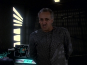 extant_StarTrek_DS9_5x16-DoctorBashirIPresume_02947.jpg