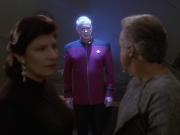 extant_StarTrek_DS9_5x16-DoctorBashirIPresume_03278.jpg