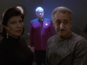 extant_StarTrek_DS9_5x16-DoctorBashirIPresume_03286.jpg