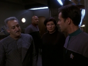 extant_StarTrek_DS9_5x16-DoctorBashirIPresume_03311.jpg