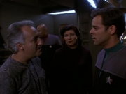 extant_StarTrek_DS9_5x16-DoctorBashirIPresume_03316.jpg