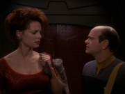 extant_StarTrek_DS9_5x16-DoctorBashirIPresume_03519.jpg
