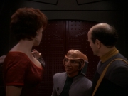 extant_StarTrek_DS9_5x16-DoctorBashirIPresume_03531.jpg