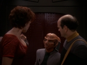 extant_StarTrek_DS9_5x16-DoctorBashirIPresume_03535.jpg