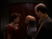 extant_StarTrek_DS9_5x16-DoctorBashirIPresume_03540.jpg