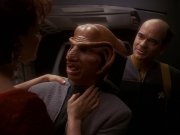 extant_StarTrek_DS9_5x16-DoctorBashirIPresume_03581.jpg