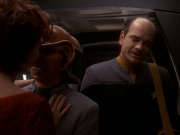 extant_StarTrek_DS9_5x16-DoctorBashirIPresume_03600.jpg