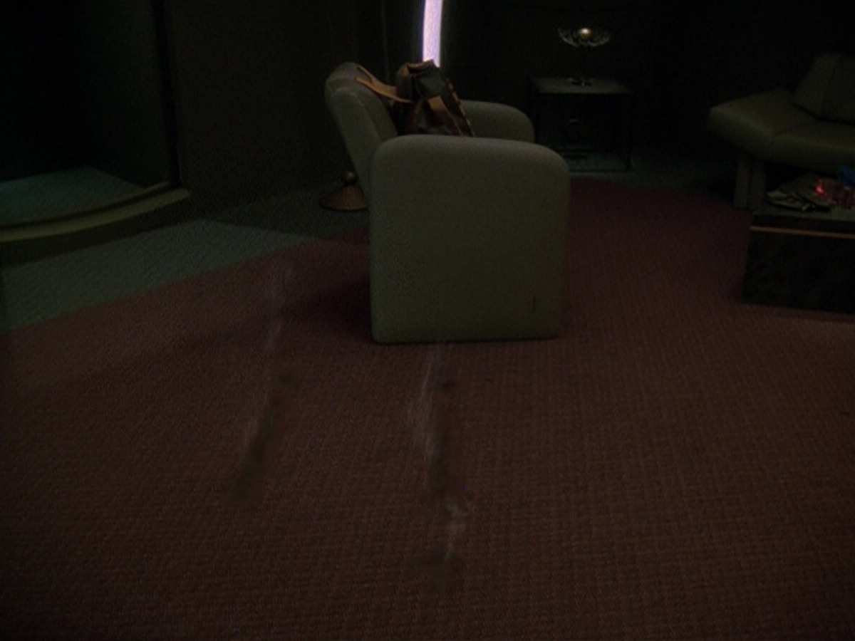 extant_StarTrek_DS9_5x17-ASimpleInvestigation_00094.jpg